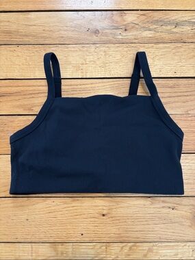 Ribbed Black Crop Sports Bra - Women
